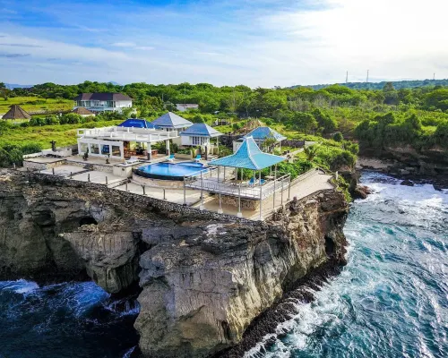 Cliff Park Lembongan โรงแรมใกล้หาด Tamarind