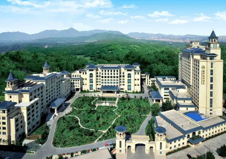 Guoyuan Langyi Hotel Отели рядом с достопримечательностью «Shijiazhuang Vocational Technology Institute»