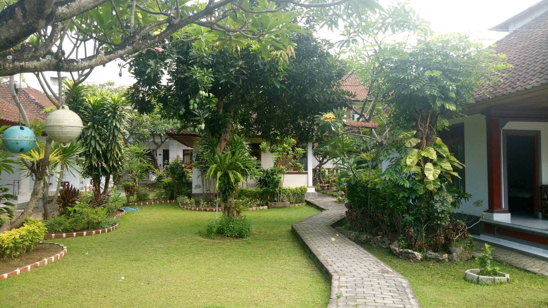Komala Indah II Cottage-Bali Updated 2022 Room Price-Reviews & Deals |  Trip.com