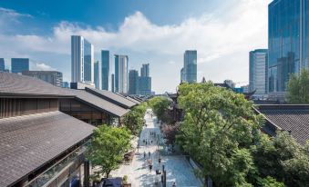 Chengdu Shangshang Apartment (Taikouli Branch on Chunxi Road)