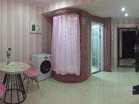 窝窝主题公寓(滁州现代城店) - 舒适一室一厅套房