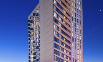 Starcity Hotel & Condotel Beachfront Nha Trang