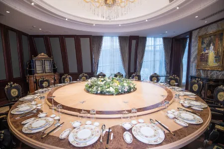 Runze Hotel Zhejiang Отели в г. Цинтянь