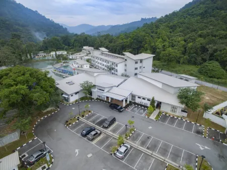 erya by Suria Hotspring Bentong Отели рядом с достопримечательностью «HillTop Bentong Campsite»