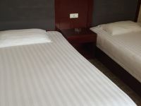 中卫塞尚宾馆 - 标准双床房