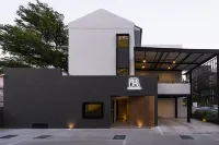 Buchita Nimman Hotels in Suthep