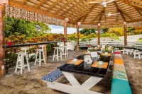 El Encuentro Surf Lodge