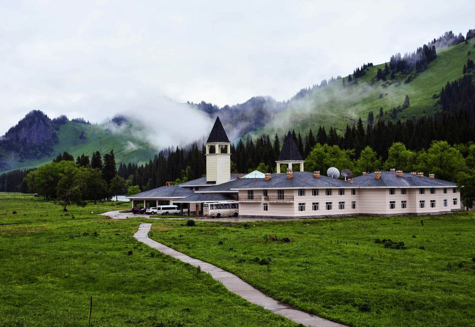 hotel overview picture