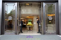 Martha Garr Grand Hotel