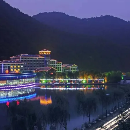 Chongdugou Waterscape Hotel