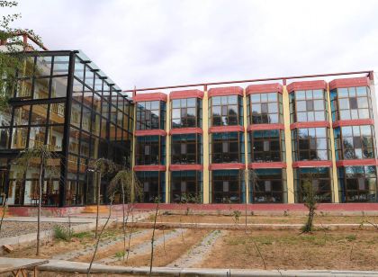 Zhaxi Yuanshengtai Romance Inn