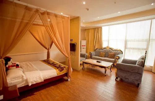 Xingshan Luoma Holiday Hotel