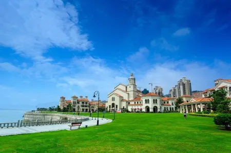 Longhai Kadakesi Cape Holiday Apartment One Отели рядом с достопримечательностью «Xiamen University - Jiahe College»