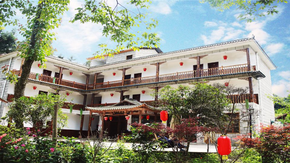 Tianranju Inn