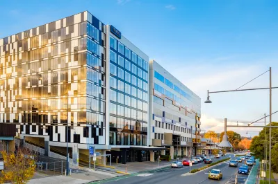 Mantra Albury Hotel Hotels near Sunglass Hut Myer Albury