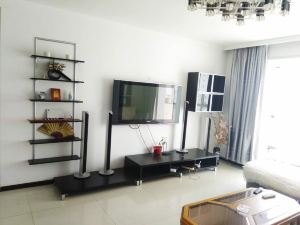 Shangyiju Seaview Apartment (Qinhuangdao Yanshang University Shop)