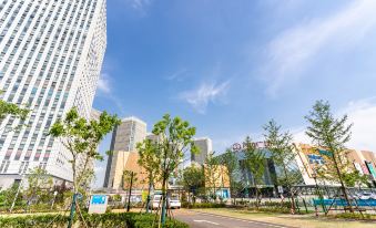 Wuhan Suixin Concept Apartment (Wuhan Sports Center Economic Development Wanda Plaza)
