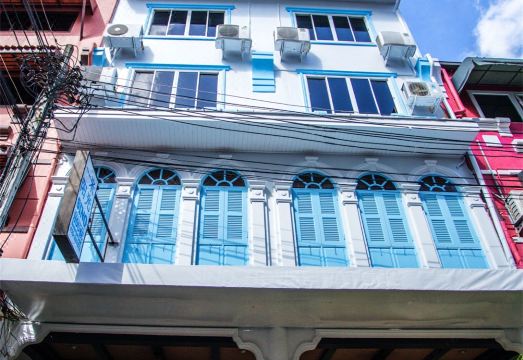 파통 시노 하우스의 외부 모습 또는 로비