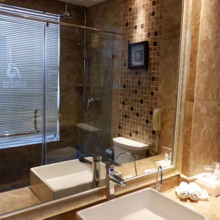 Mingshi Holiday Hotel