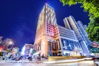Echarm Hotel (Guiyang Xintianzhai Gaoxin Road Subway Station) Hotels in Guiyang