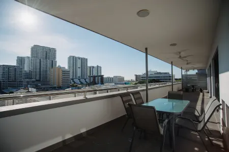 Darwin City Hotel Отели рядом с достопримечательностью «Крокосорос Ков»