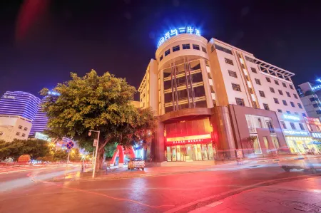 Wo Yu San Sheng Hotel Отели рядом с достопримечательностью «Pingdong Square»