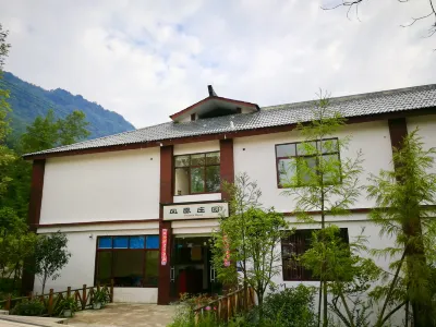 Phoenix Manor Inn, Qionglai Hotels near Nanbao Mountain