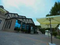 Qipan Hotel Hotels in Qianguo