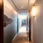 Shike Wangguo Hotel Hotel di Sêrxü County