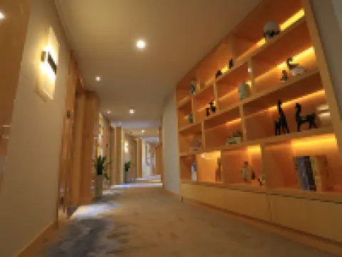 Golden Phoenix Holiday Inn Hoteles en Condado de Dangtu