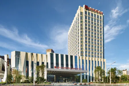 Wanda Realm Qiqihar Отели рядом с достопримечательностью «Heilongjiang Traffic Vocational and Technical College»