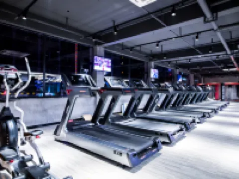 羅曼花園ホテル（青田高速鉄道駅） 青田のホテル