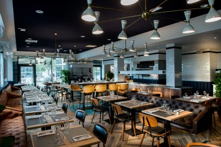 Kopster Hotel Lyon Groupama Stadium Отели в г. Десин-Шарпьё