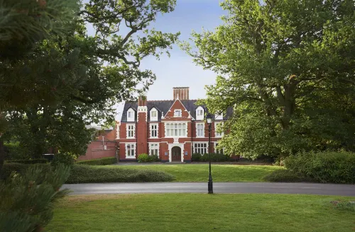 DoubleTree by Hilton St. Anne's Manor Wokingham otelleri