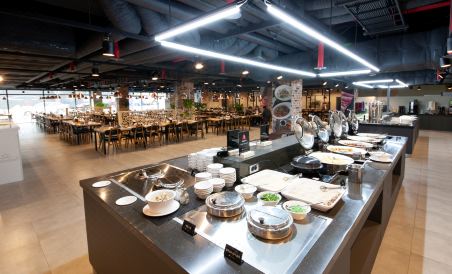 Petro Hotel - Housity