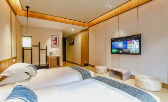 The 5th Meteorite Grace Hotel