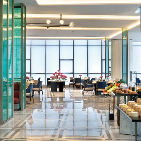 Luoke Platinum Sea View Hotel