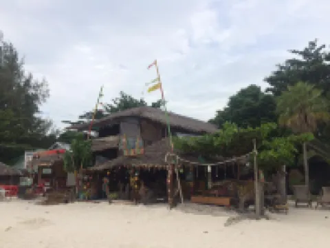 瓦林海灘度假村 麗貝島住宿飯店