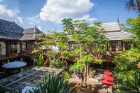 Pao Come Boutique House