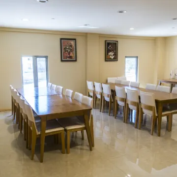 John Hotel