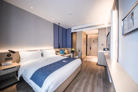 Echarm Hotel (Shanghai Hongqiao Hub National Exhibition Center)
