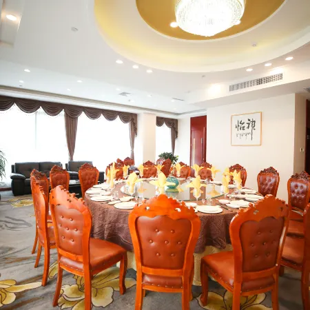 Sumahui Hotel (Suzhou East Railway Station Kechuang Center)