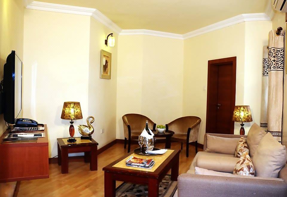 1. 이베토 호텔..