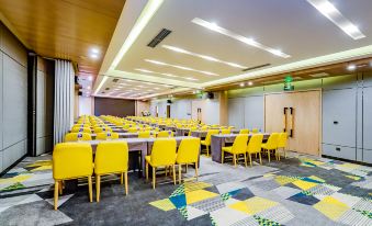 Echarm Hotel (Zunyi Huizhi Medical School)