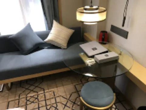 โรงแรมซีชวนมินชานลฮาซ่าแกรนด์