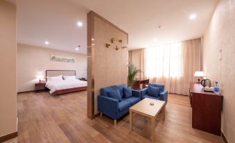 Pinjia Business Hotel