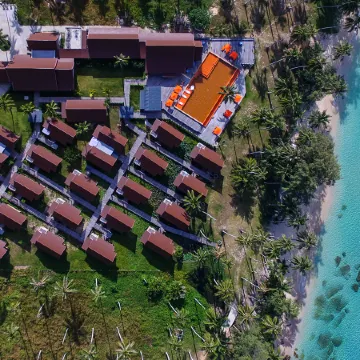 Koh Kood Paradise Beach Отели рядом с достопримечательностью «Huang Nam Keaw Waterfall»