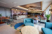 Mercureホテル 開封万歳山武俠城