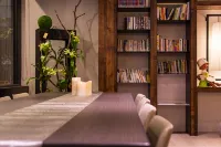 Travel Art Inn