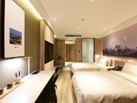 北京国贸劲松亚朵酒店 - 高级双床房